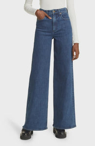 You added <b><u>R&B Sofie High Rise Stretch in Jen</u></b> to your cart.