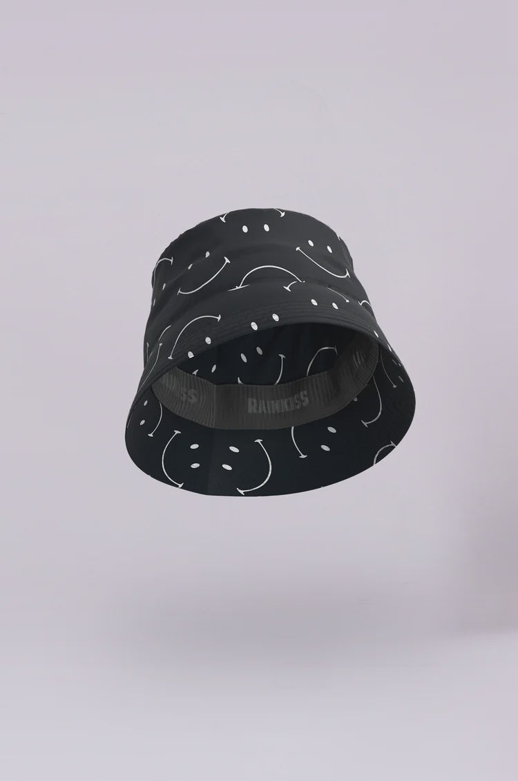 RK Classic Smiley Bucket Hat in Black