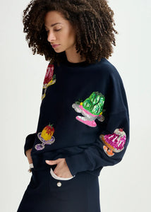 You added <b><u>EA Hake Cake Embroidered Sweatshirt in Night Shade</u></b> to your cart.