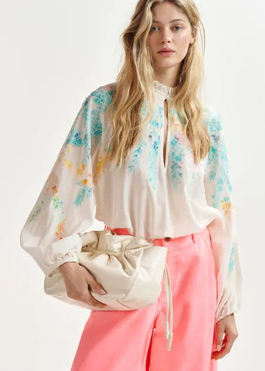 EA Hitrus Appliqued Top in Off White