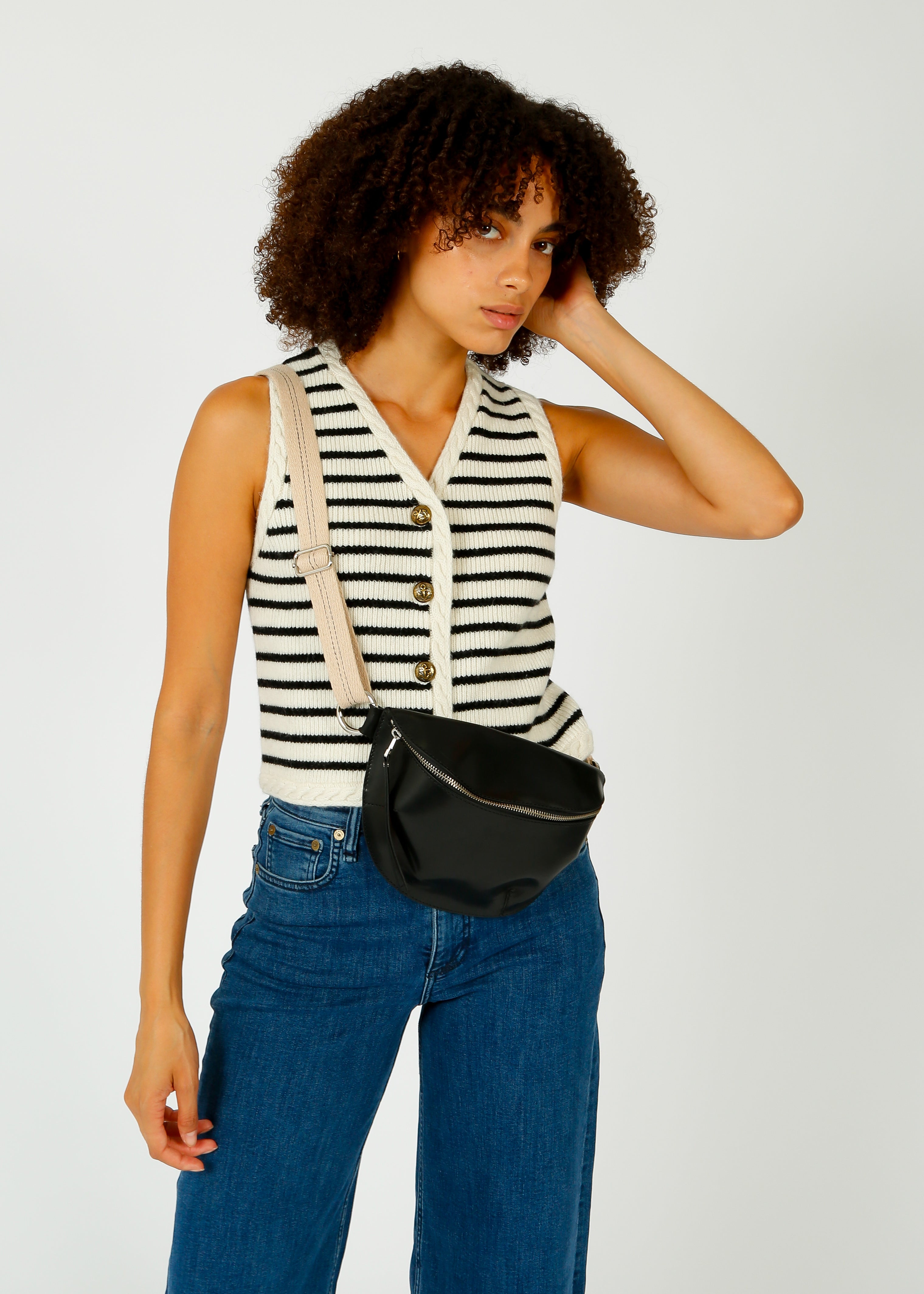 SUNCOO Gabino Stripe Knit Vest in Off White