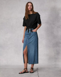 You added <b><u>R&B Liquid Miramar Clara Midi Skirt in Cameron</u></b> to your cart.