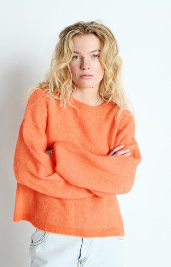 AV Nenybay Knit in Orange fluro