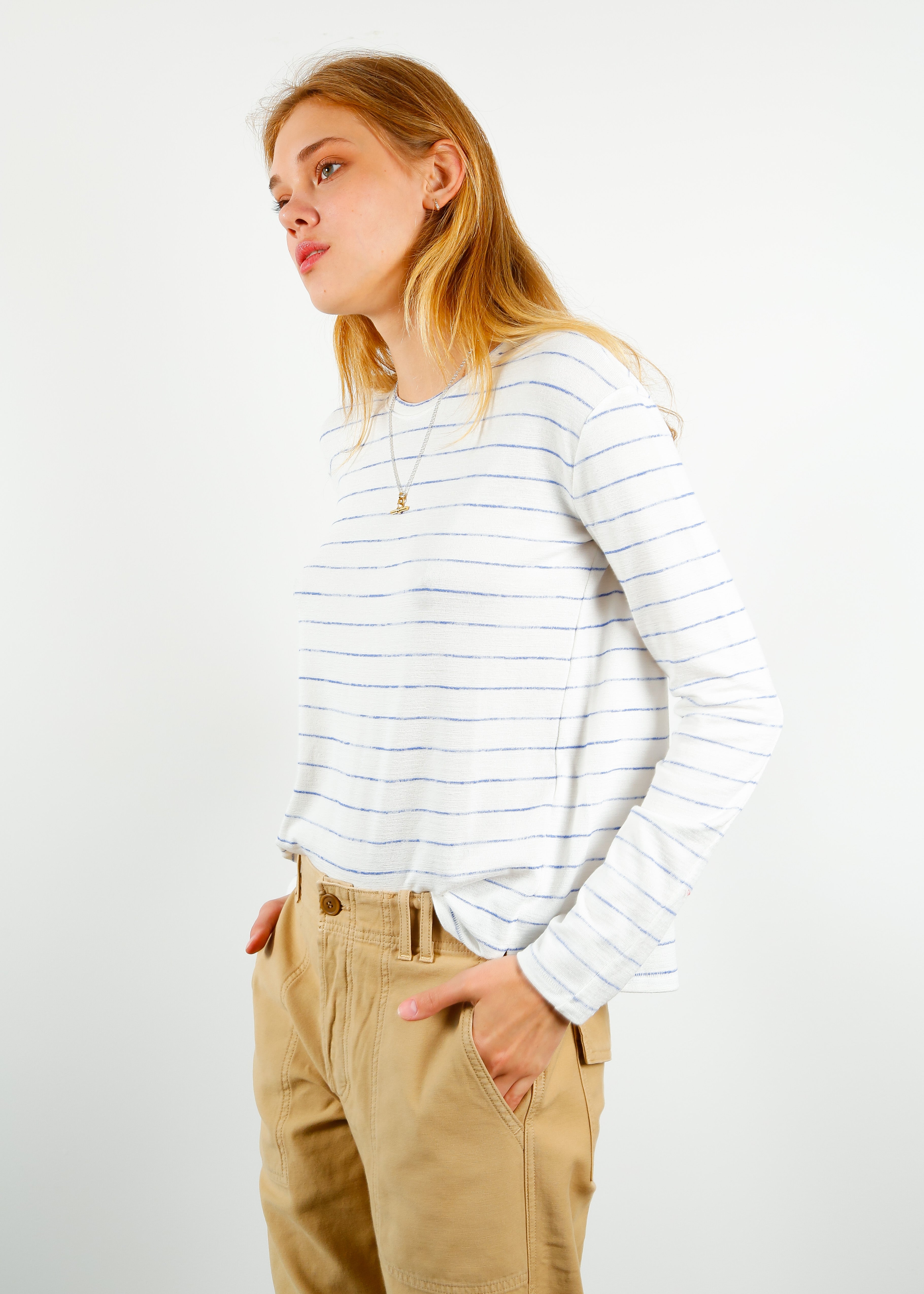 R&B The Knit Stripe Crew Neck in Blue White