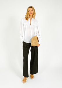 You added <b><u>IM Plalia Blouse in White</u></b> to your cart.