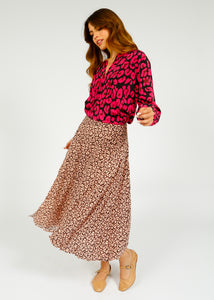 You added <b><u>PPL Ottie Skirt in Neo 03 Beige</u></b> to your cart.