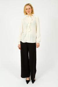 You added <b><u>IW Videnza Blouse in Whisper White</u></b> to your cart.