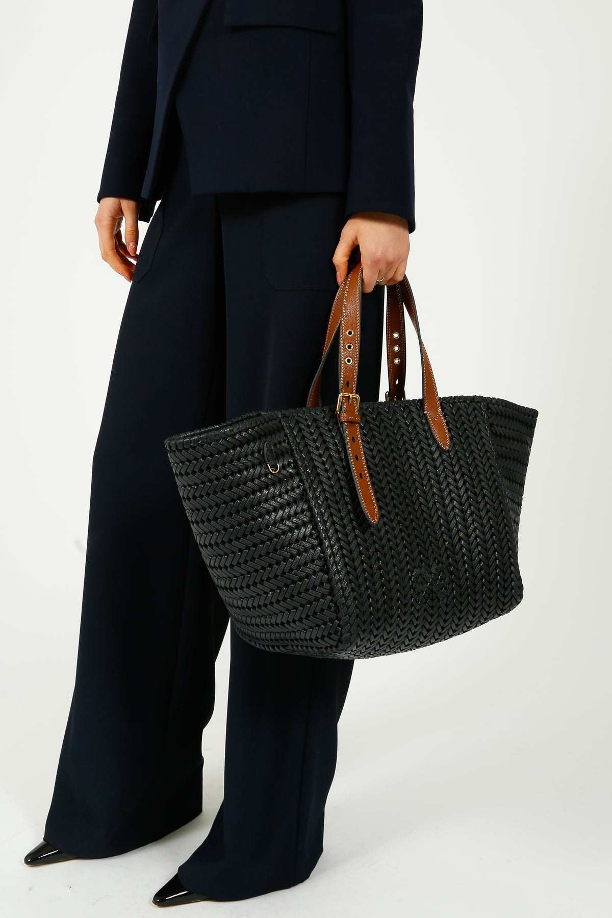 AH The Neeson Square Tote in Marine