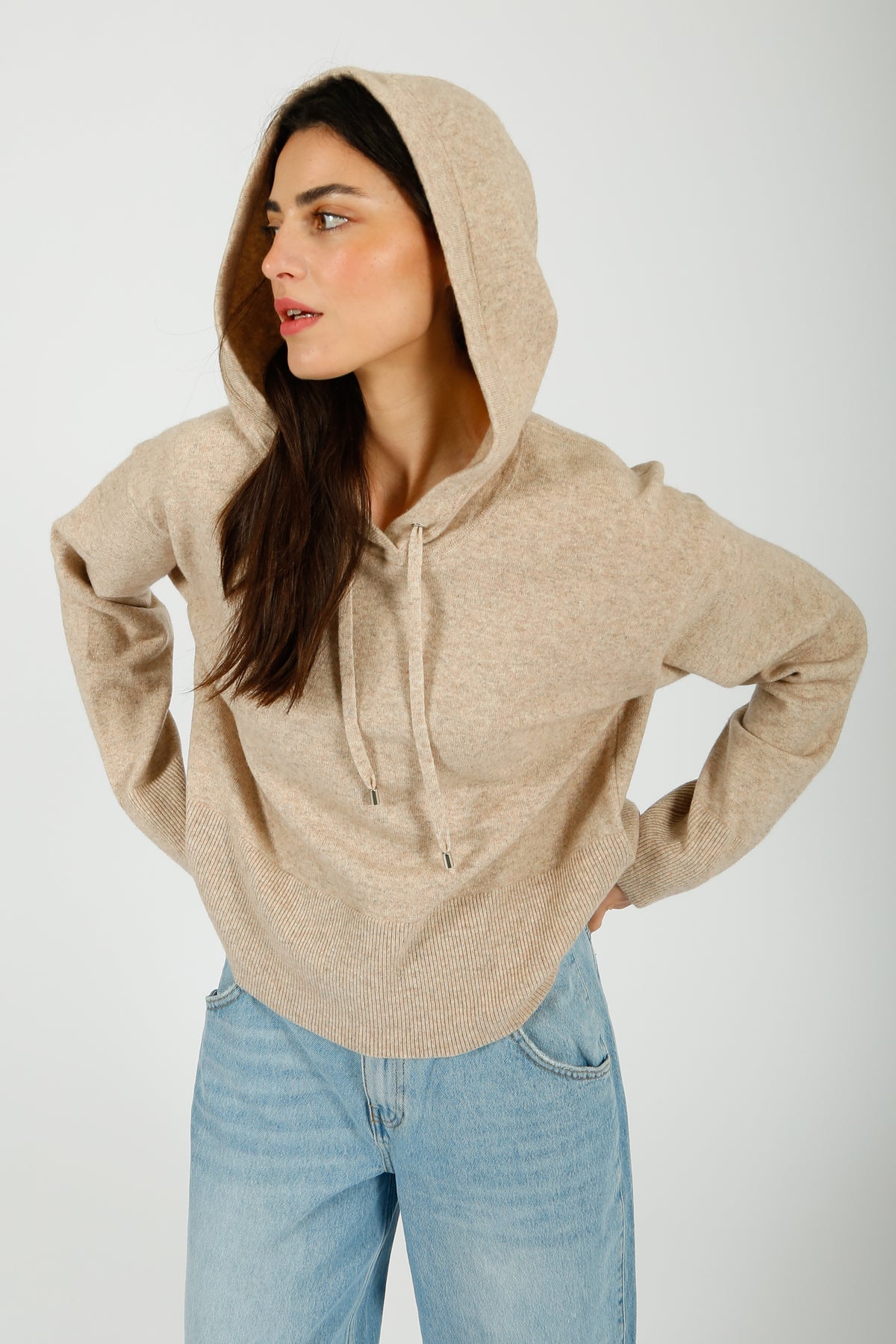 VB Billy Hoodie in Oatmeal