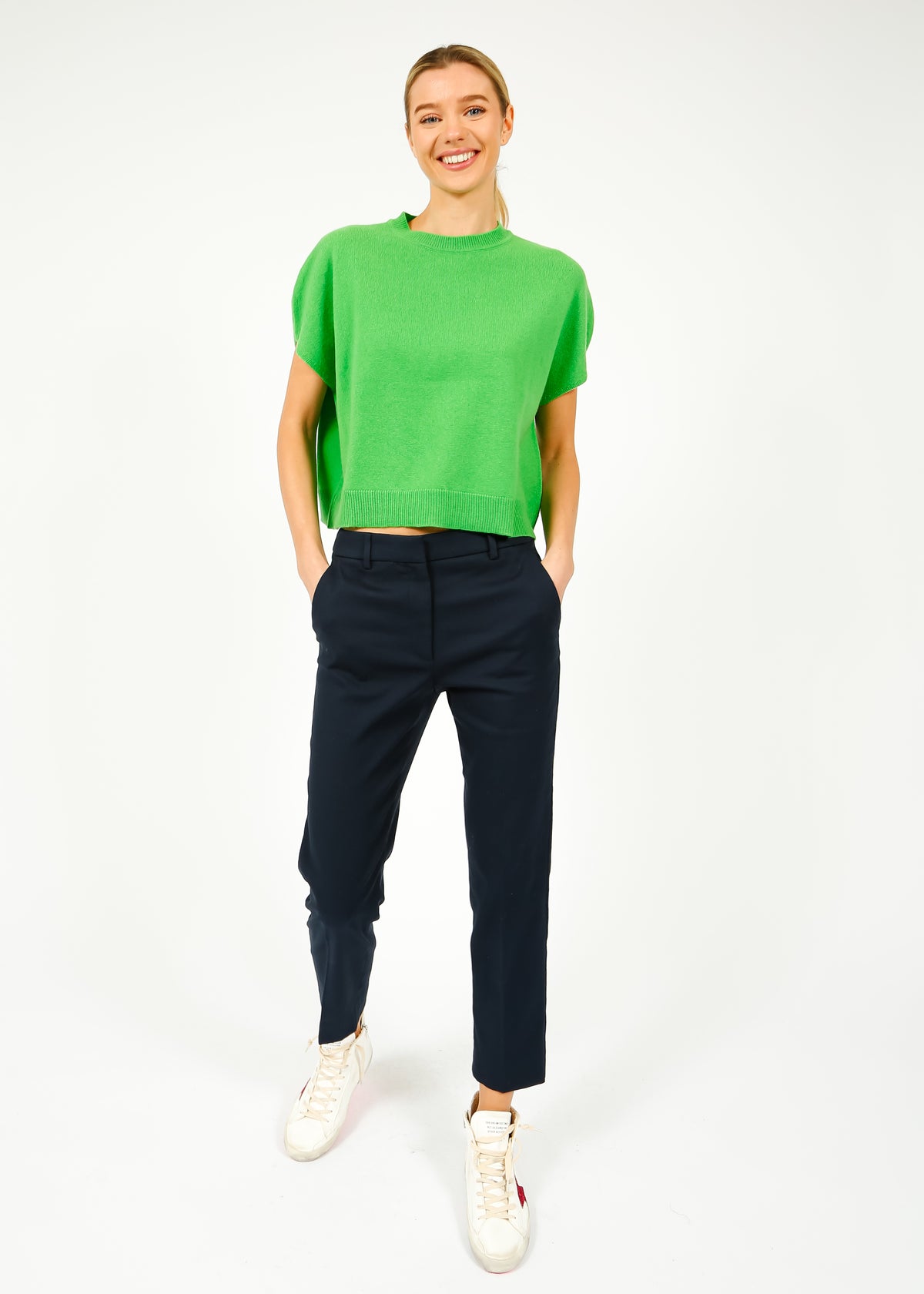 VK Imogen Boxy Crop in Kelly Green