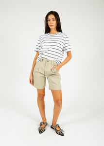 You added <b><u>IM Katja Shorts in Ecru</u></b> to your cart.