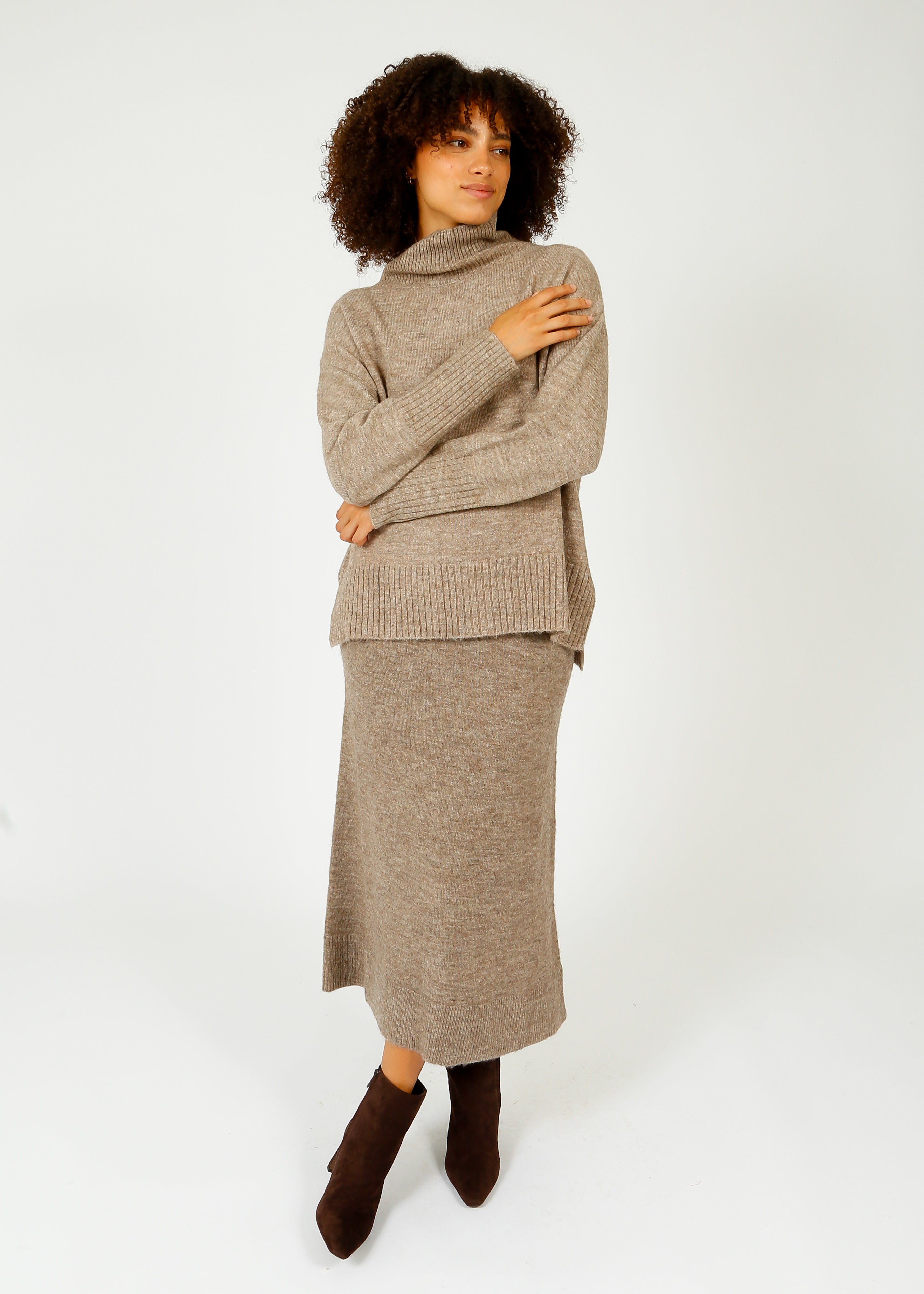 SUNCOO Falba Knit Skirt in Taupe