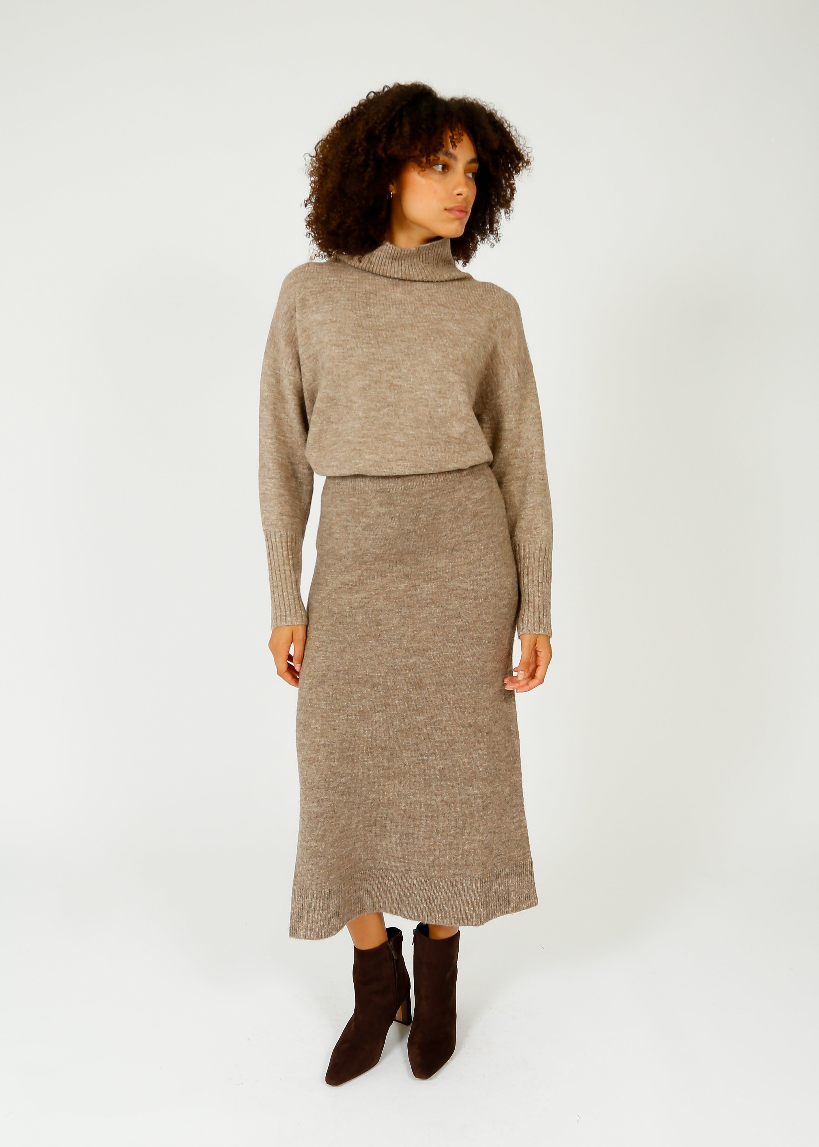 SUNCOO Falba Knit Skirt in Taupe