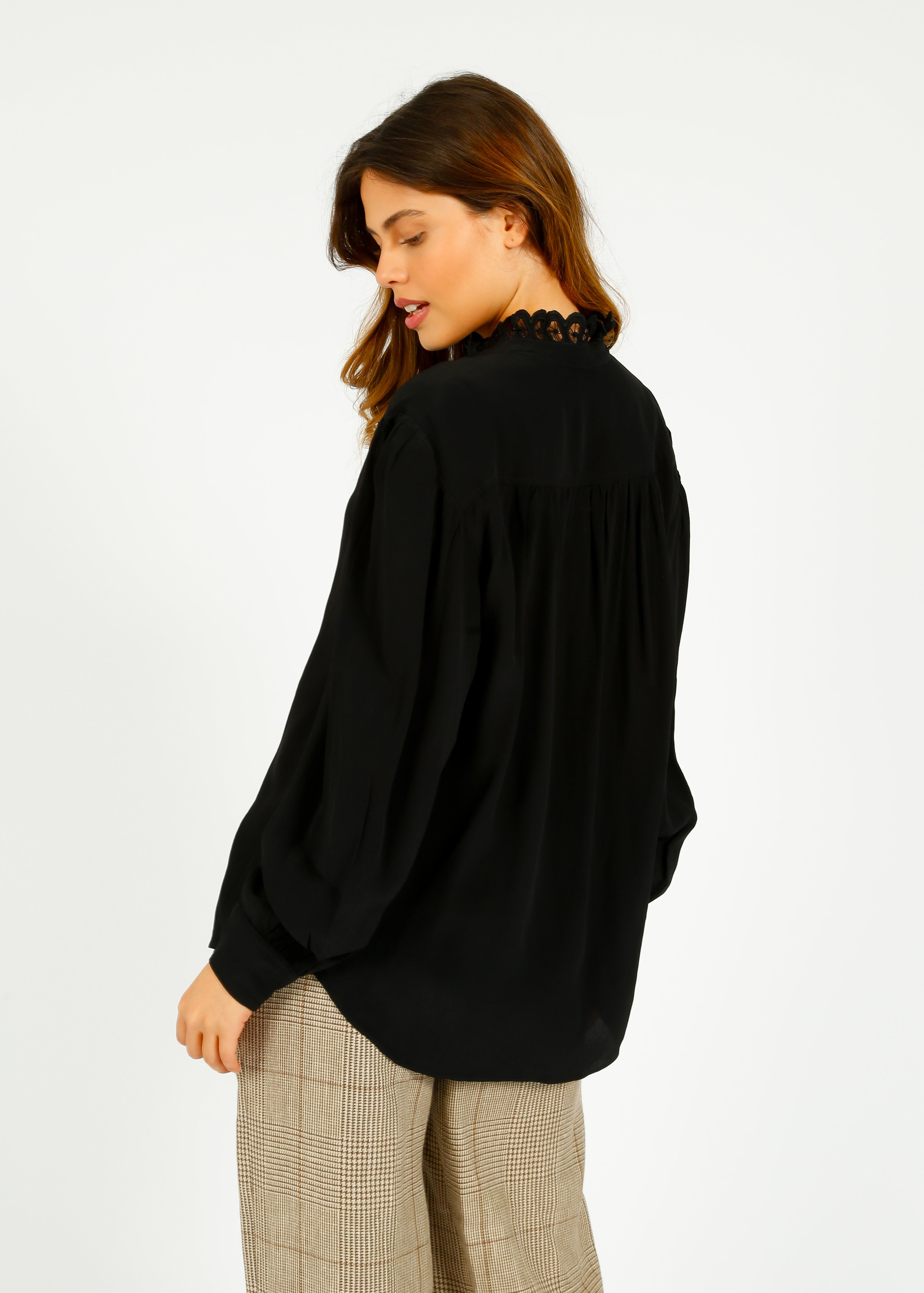 IM Estela Blouse in Black