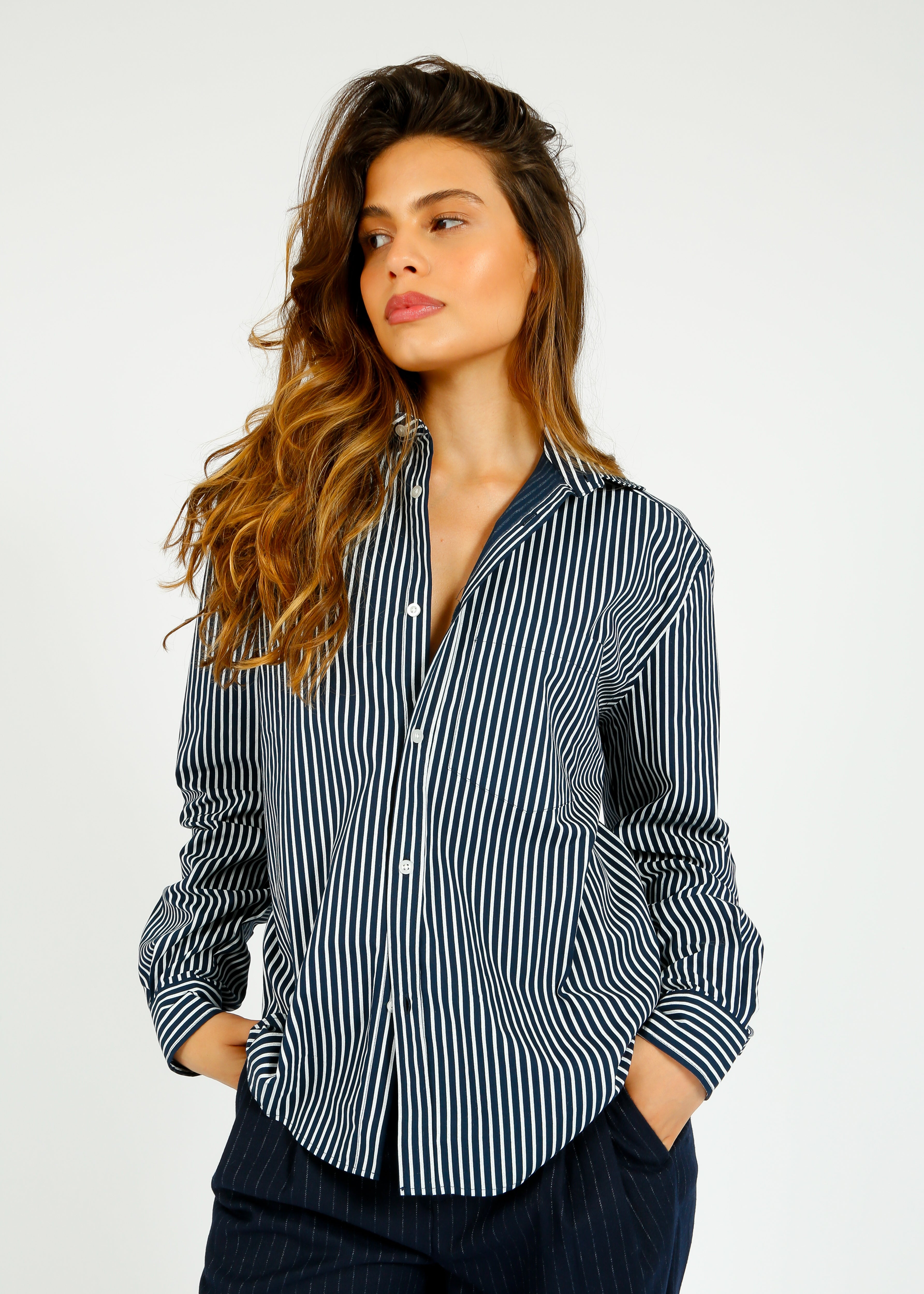 PARK Classic Fit Shirt in Navy, White Stripe