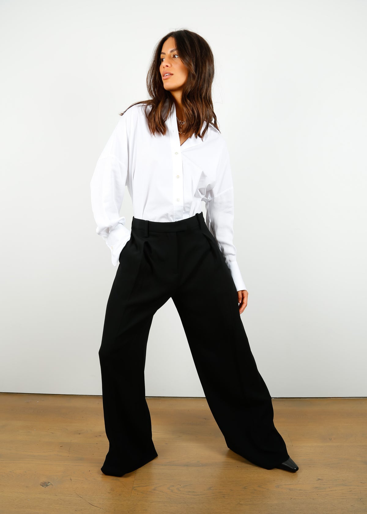 R&B Bennett Japanese Crepe Pant in Black