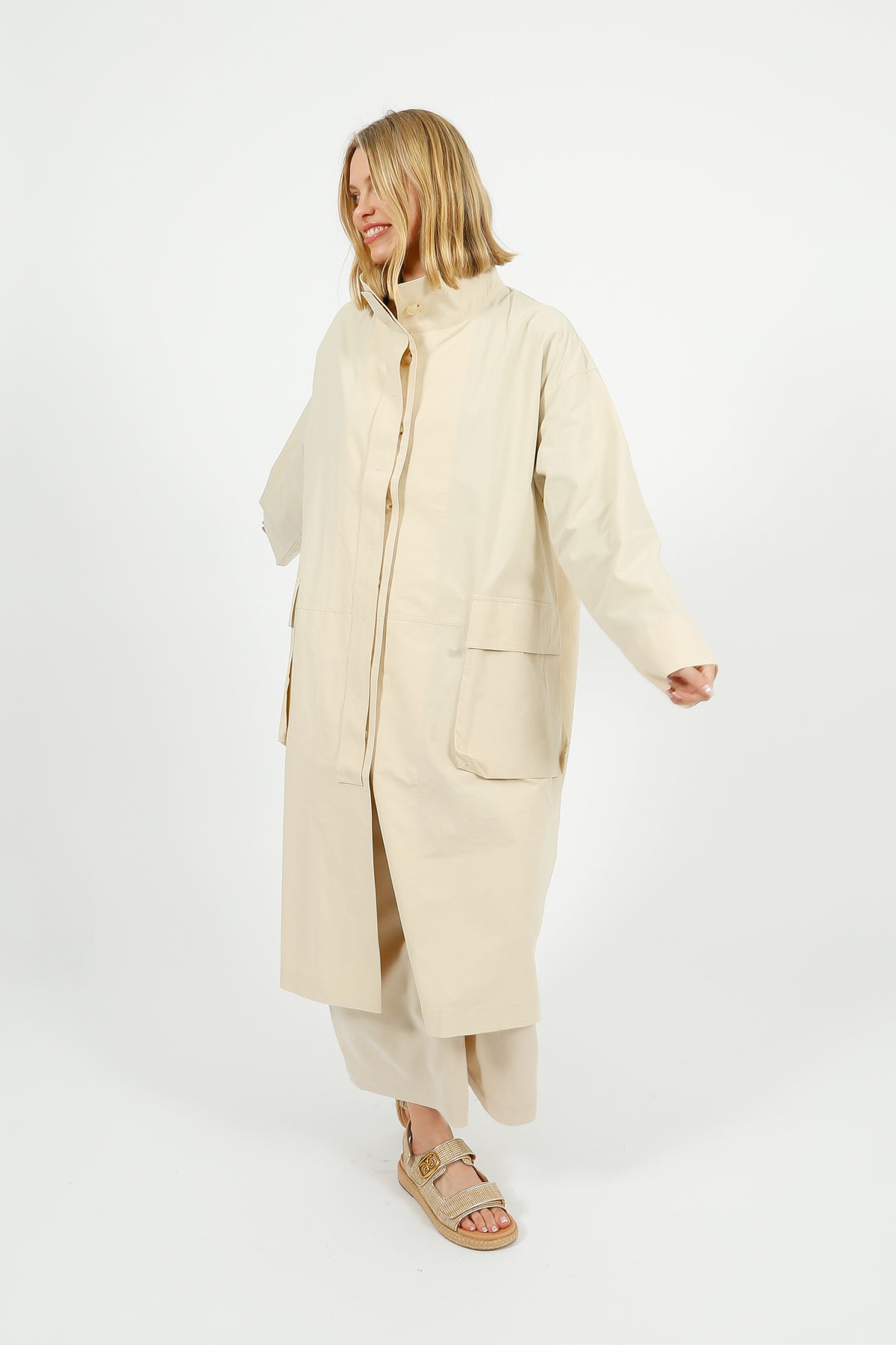 EP CT3001 Oversized Mac in Beige