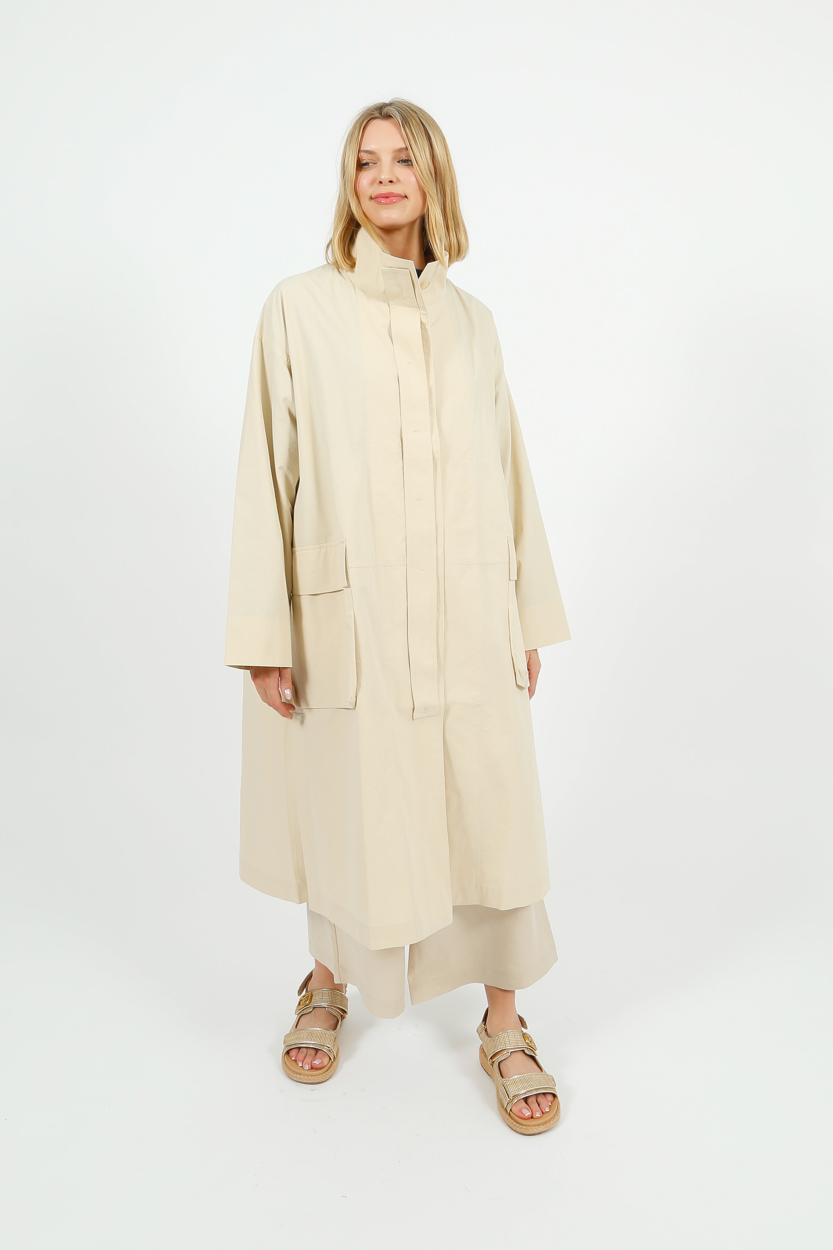 EP CT3001 Oversized Mac in Beige