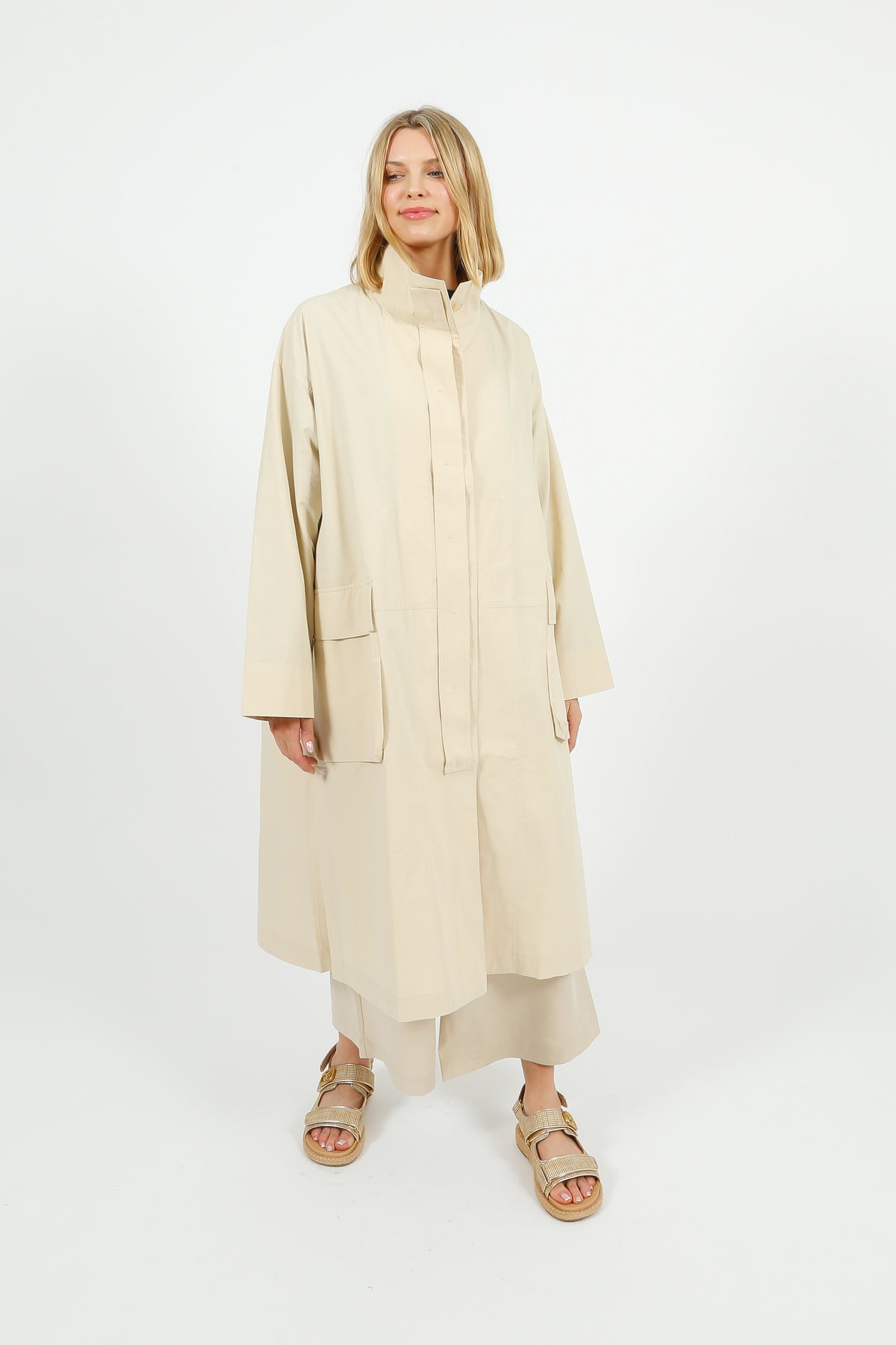 EP CT3001 Oversized Mac in Beige