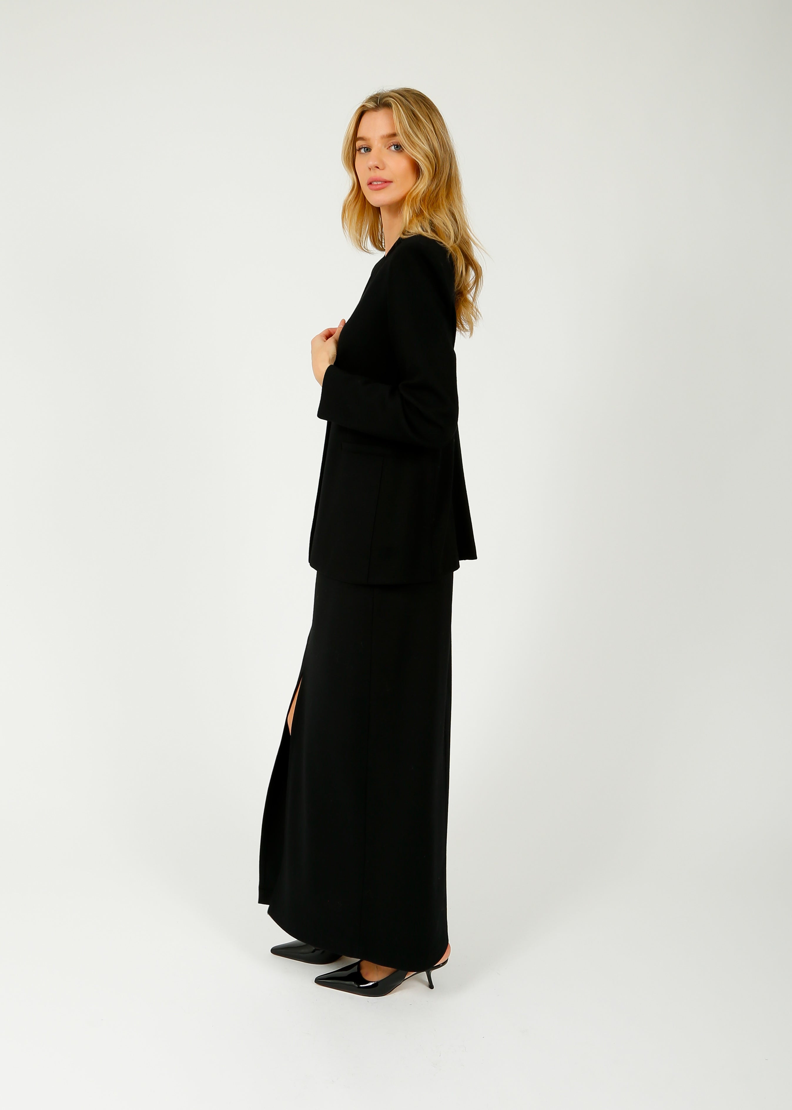 HW Superfine Merino Skirt in Black