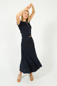 You added <b><u>R&B Eloise Skirt in Navy, Multi</u></b> to your cart.