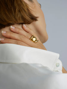 You added <b><u>TS Gold Triple Ring Set</u></b> to your cart.