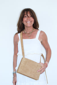 You added <b><u>JOSEPH Triple Suede Bag in Oak</u></b> to your cart.