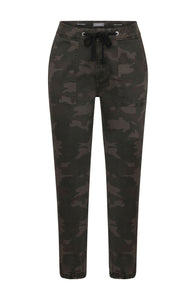 You added <b><u>DL1961 Gwen Joggers in Dark Camo</u></b> to your cart.