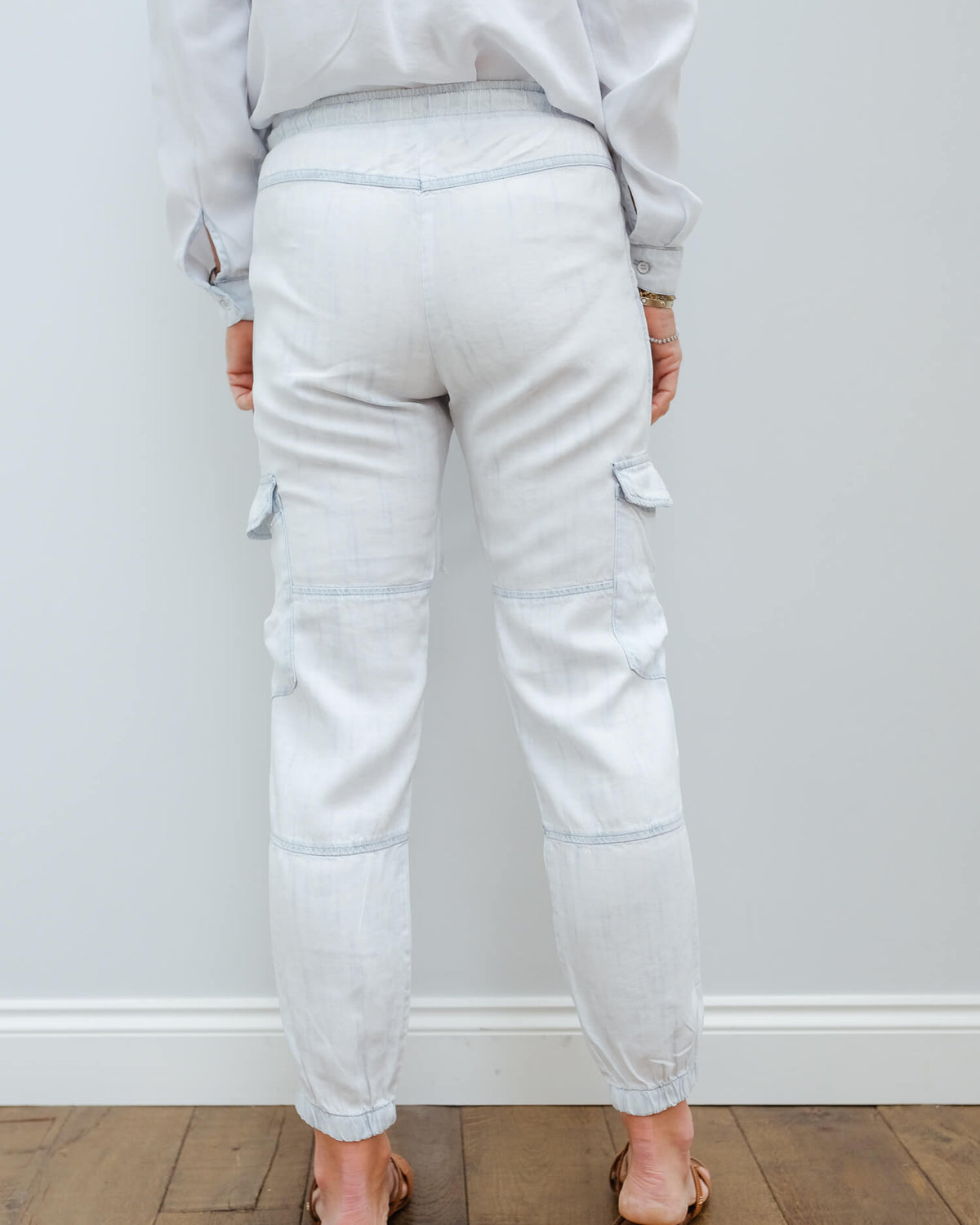 BD 3816 Utility cargo jogger in white out