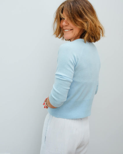 JU Shrunken Vee cardi in powder blue