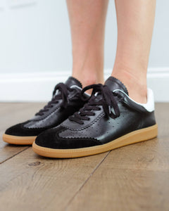 You added <b><u>IM Bryce sneakers in black</u></b> to your cart.