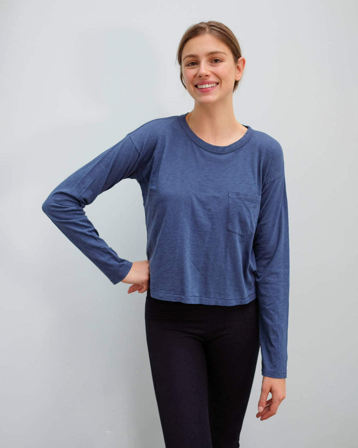 R&B The cropped longsleeve in blue