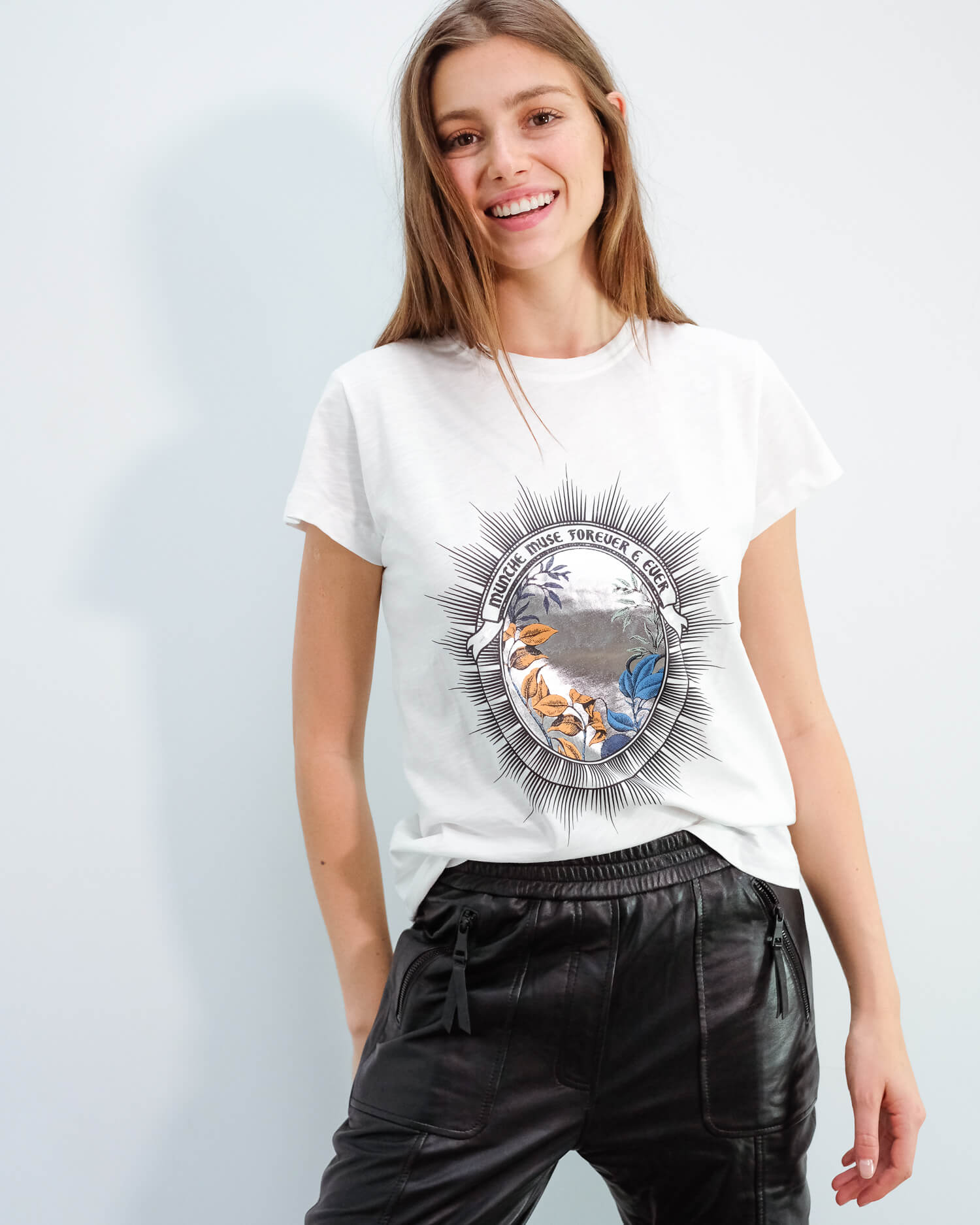 M Juliette graphic tee in ivory