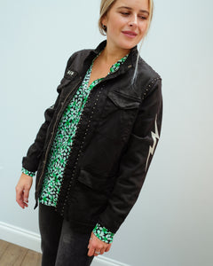 You added <b><u>FIVE 722 Brenda jacket in black</u></b> to your cart.