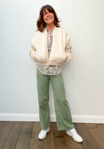 You added <b><u>EA Zory Cardi in Off White</u></b> to your cart.