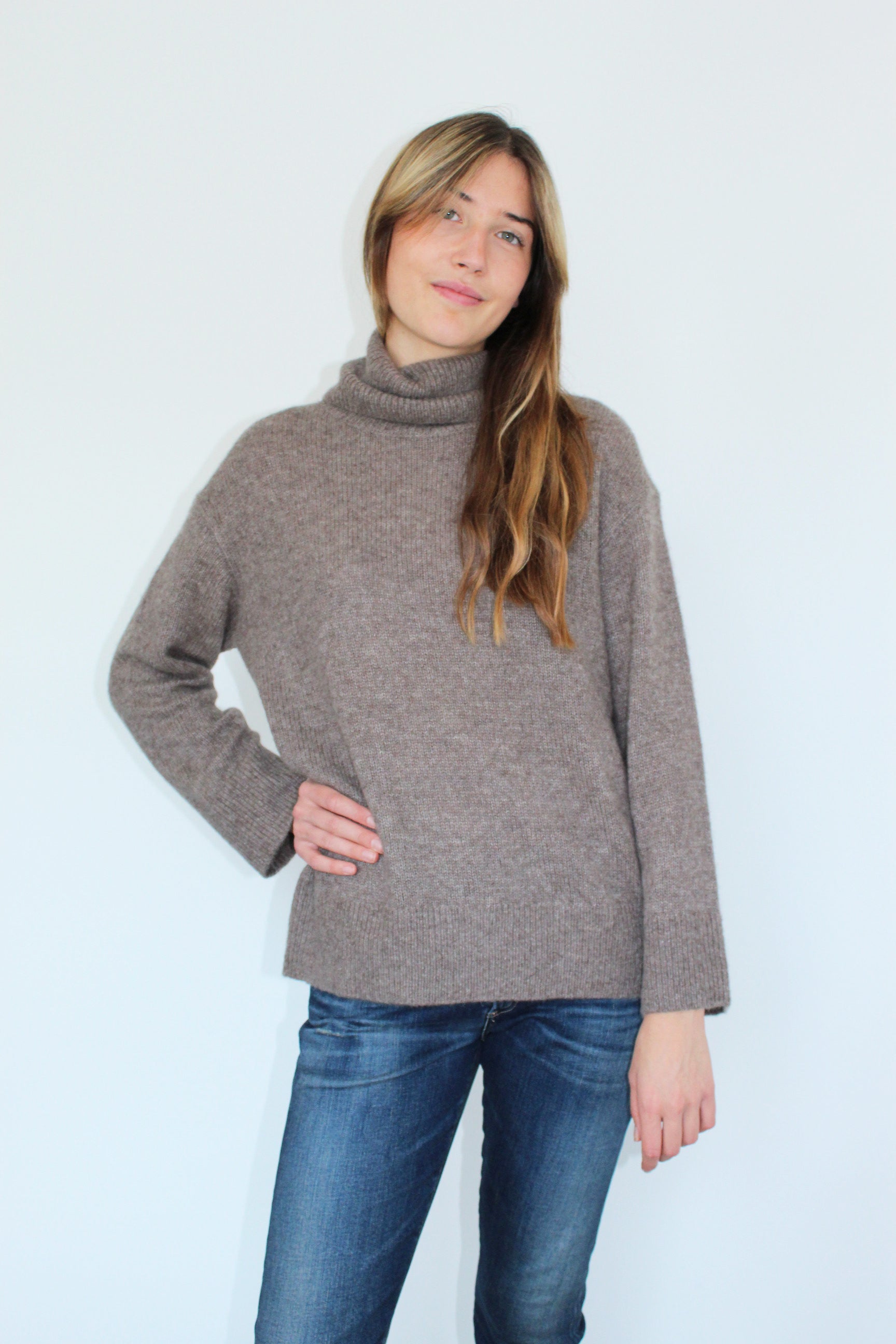 RAILS Imogen Cashmere Pullover in Hazelnut