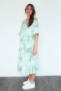 You added <b><u>GANNI F6336 Cotton Poplin Wrap Dress in Kelly Green</u></b> to your cart.