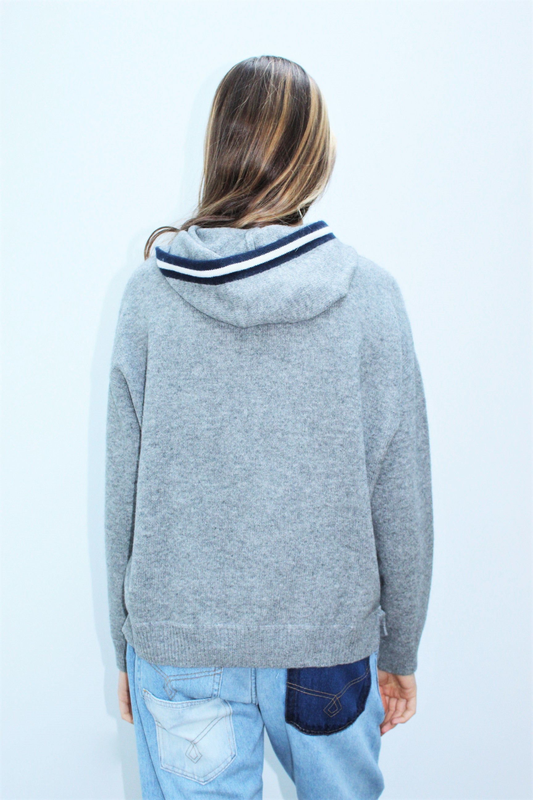 JU Contrast Stripe Hoodie in Grey