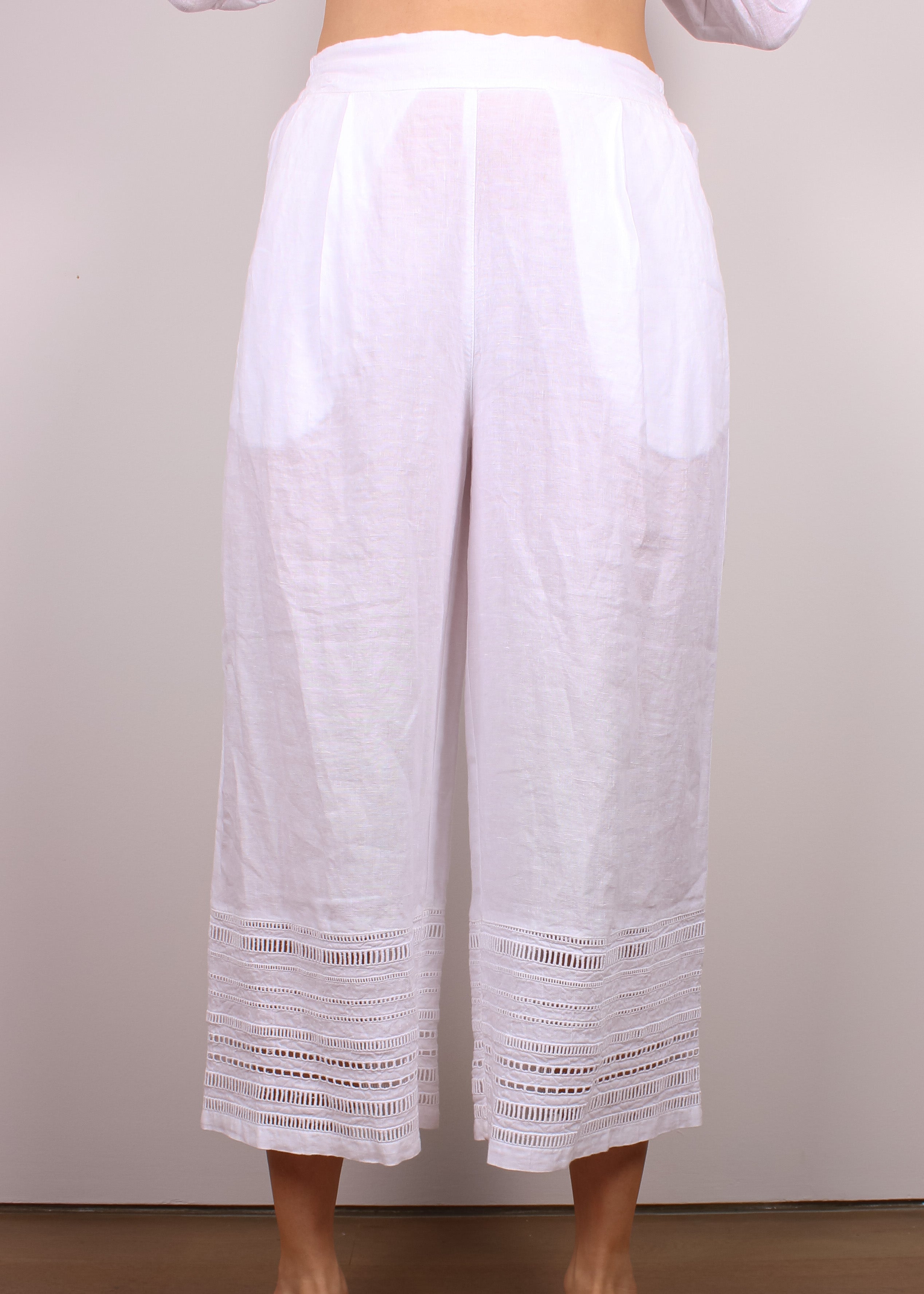 120% Lino V1W29CE Cropped Trousers in White