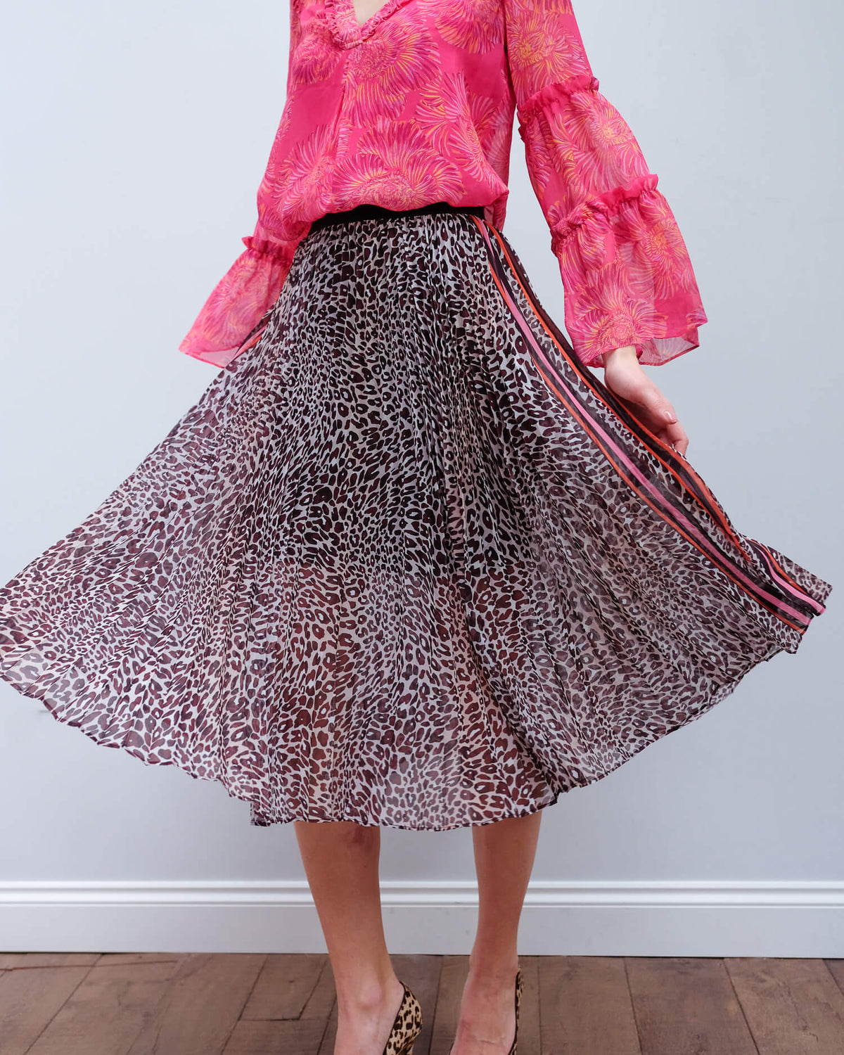 HB 4024 Leopard pleated skirt in brown