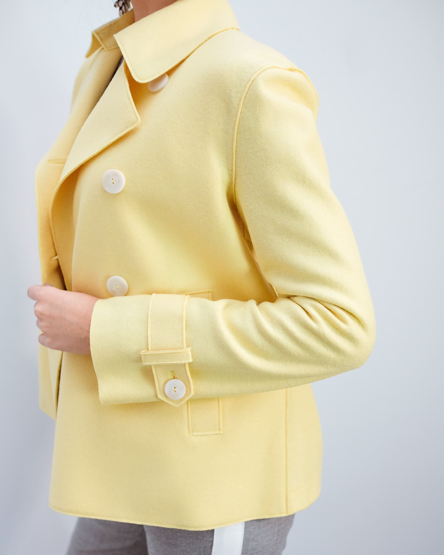 HWL Pressed wool cropped trench in pastel yellow