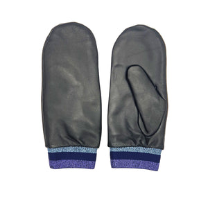 You added <b><u>NOOKI Lupin Mittens in Black</u></b> to your cart.