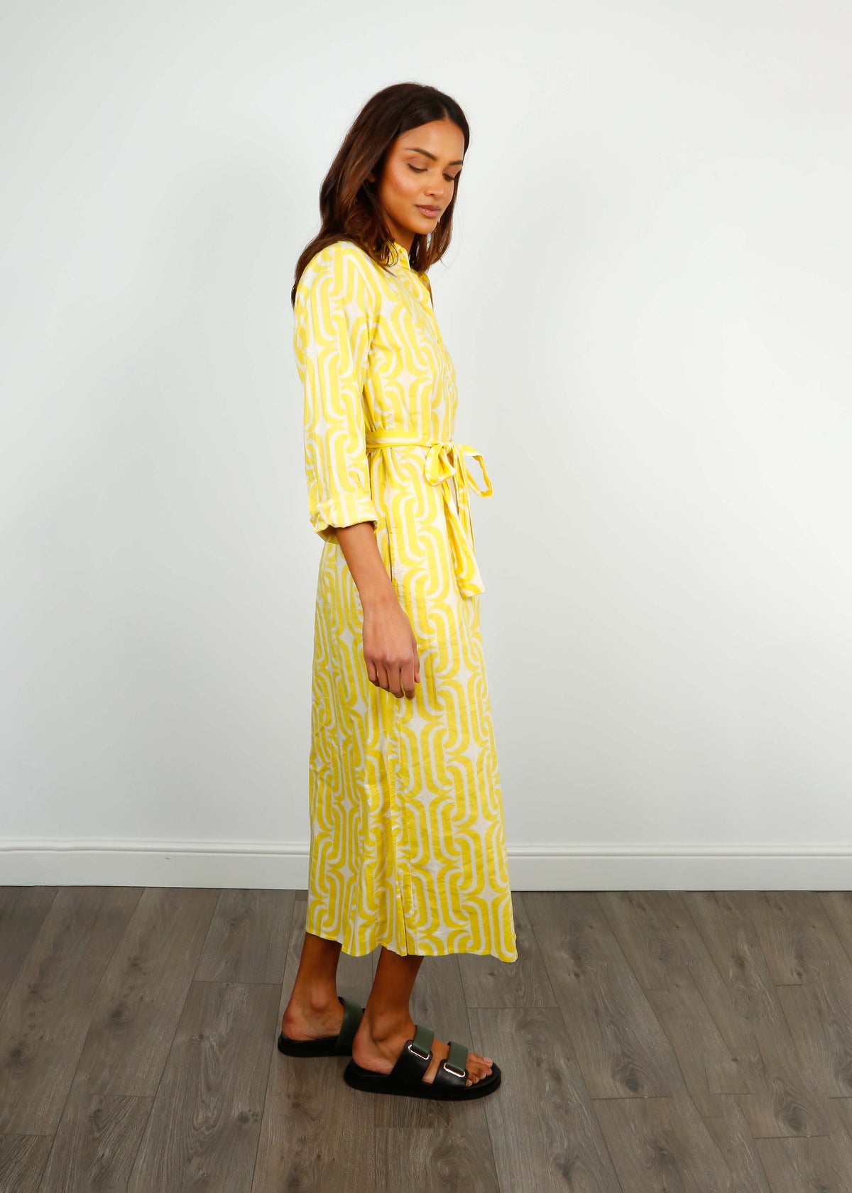 V Susan Dress in Lemon