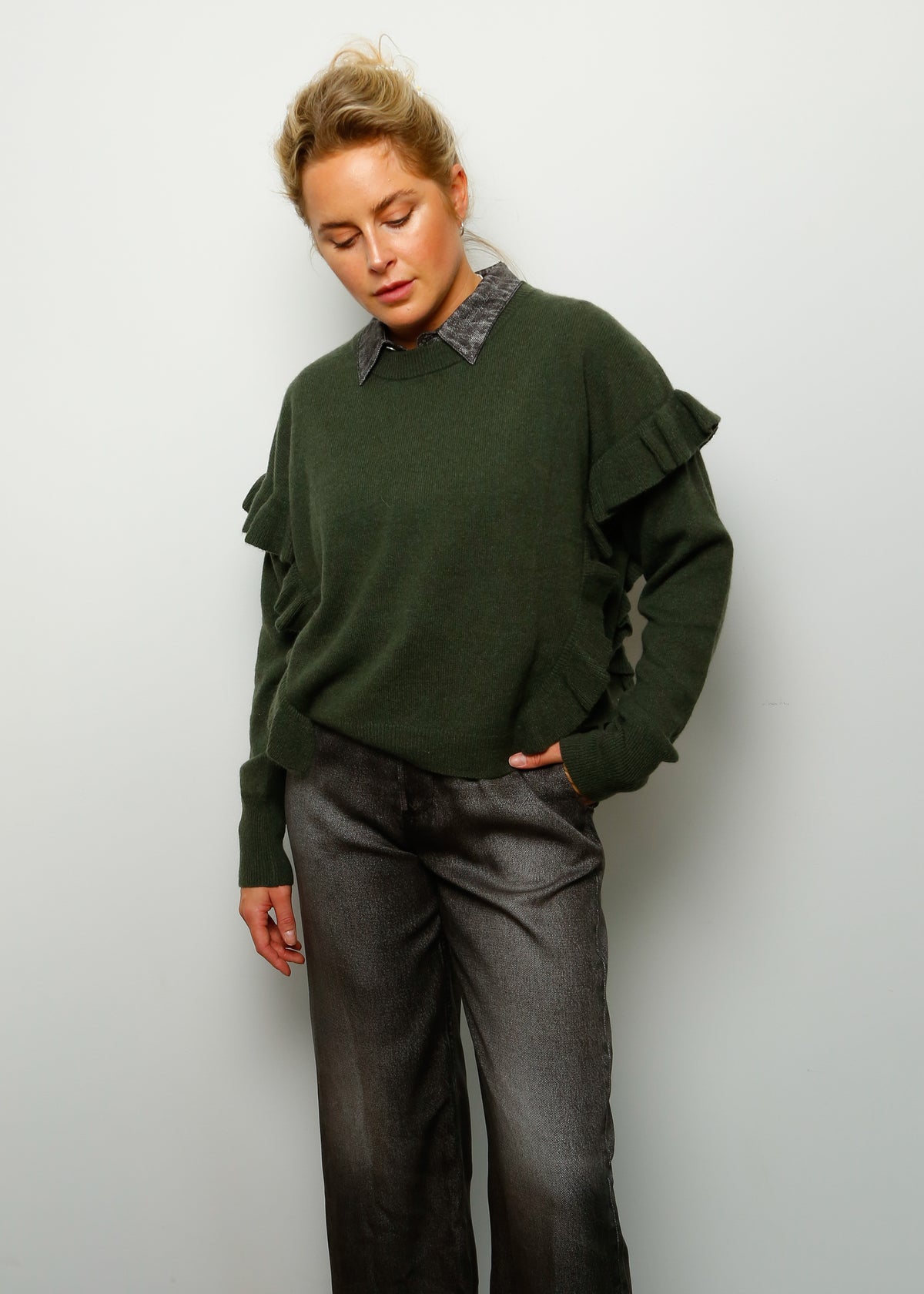 CRUSH Durban Ruffle Crew in Khaki Green