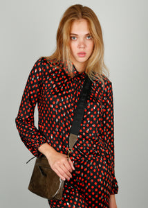 You added <b><u>ONJENU Amber Top in Evening Dot Orange</u></b> to your cart.