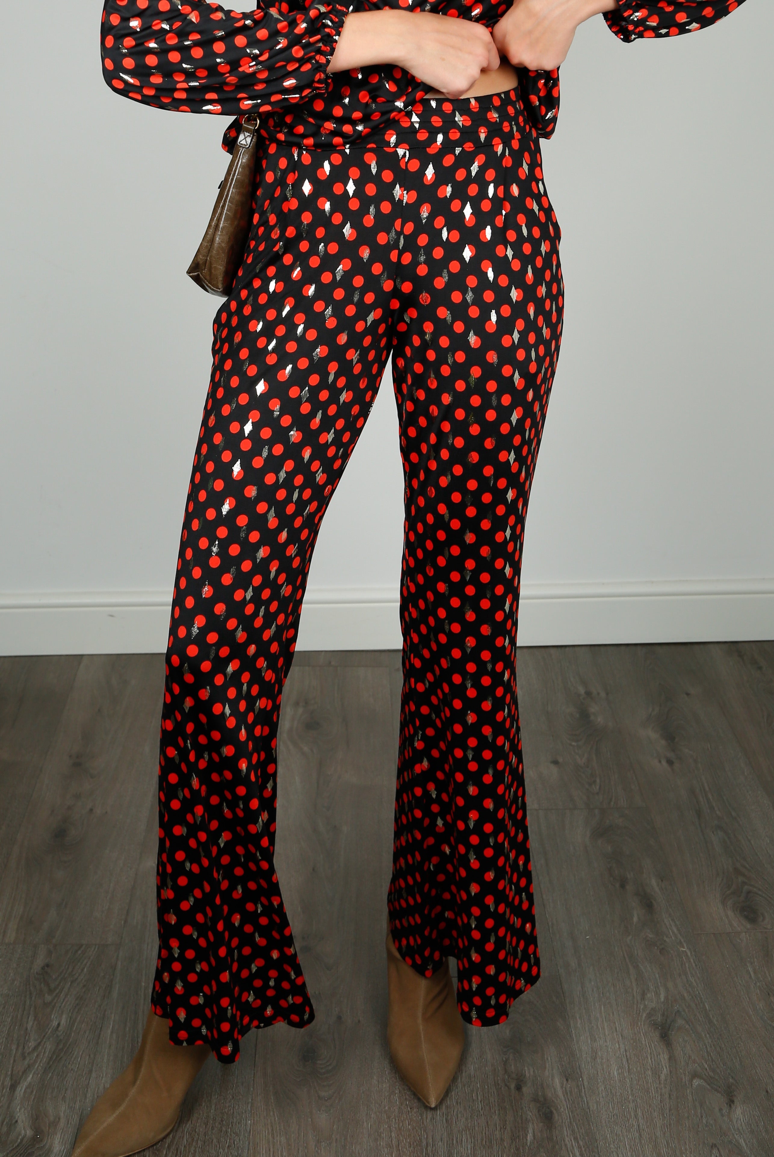 ONJENU Hannah Trousers in Evening Dot Orange