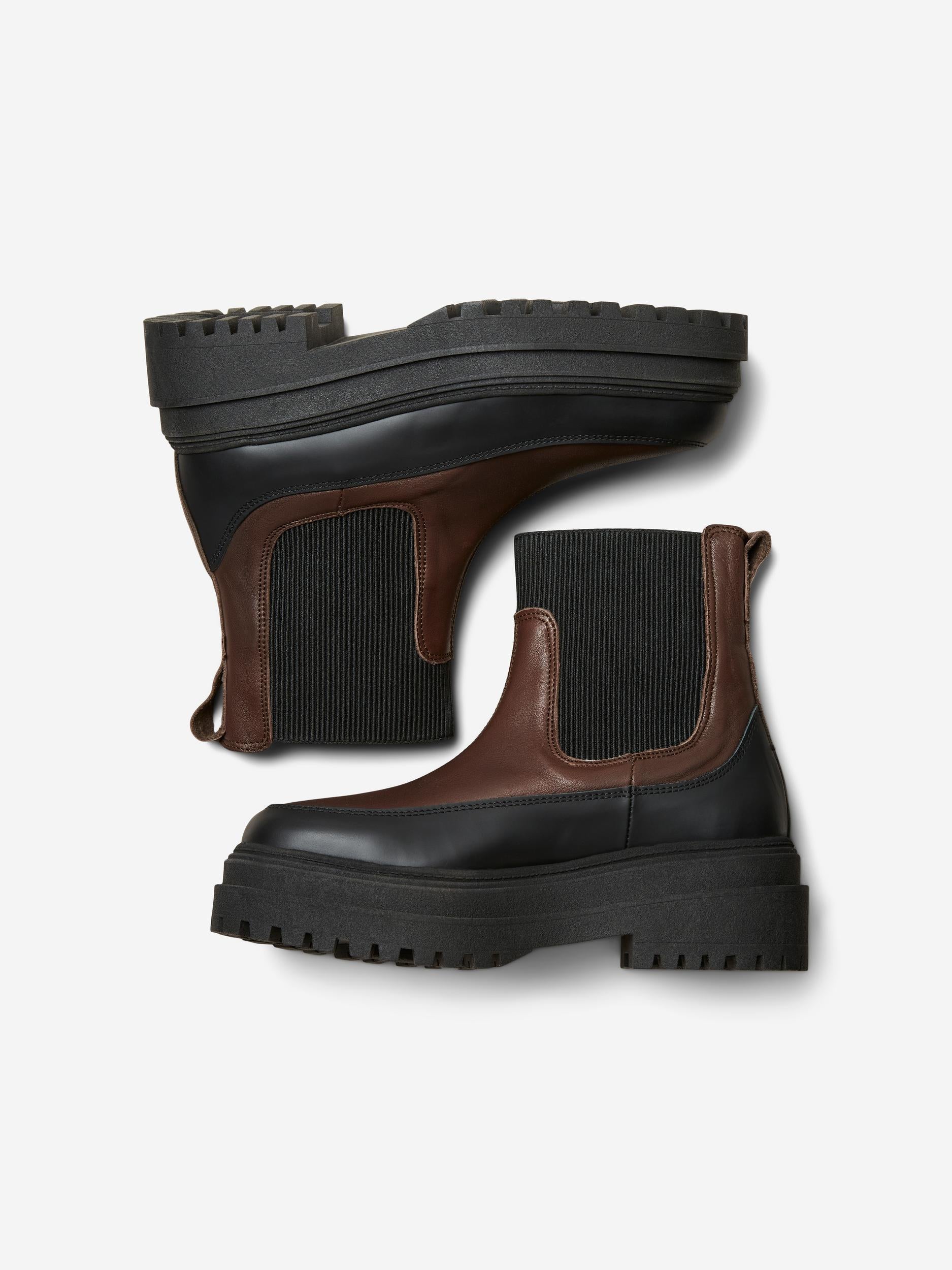 SLF Fasta Chunky Chelsea Boots in Carafe