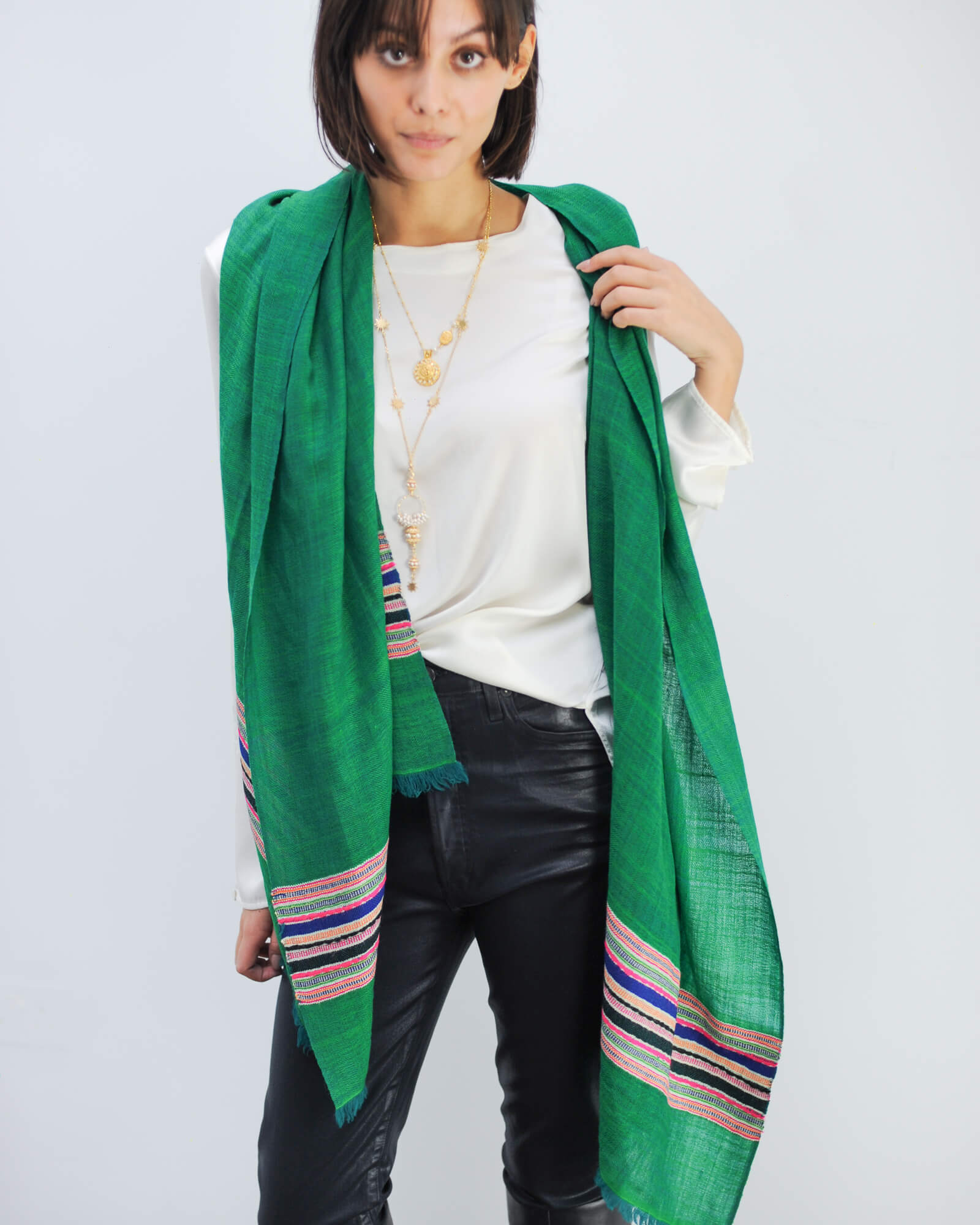 Himalaya handloom stole in green