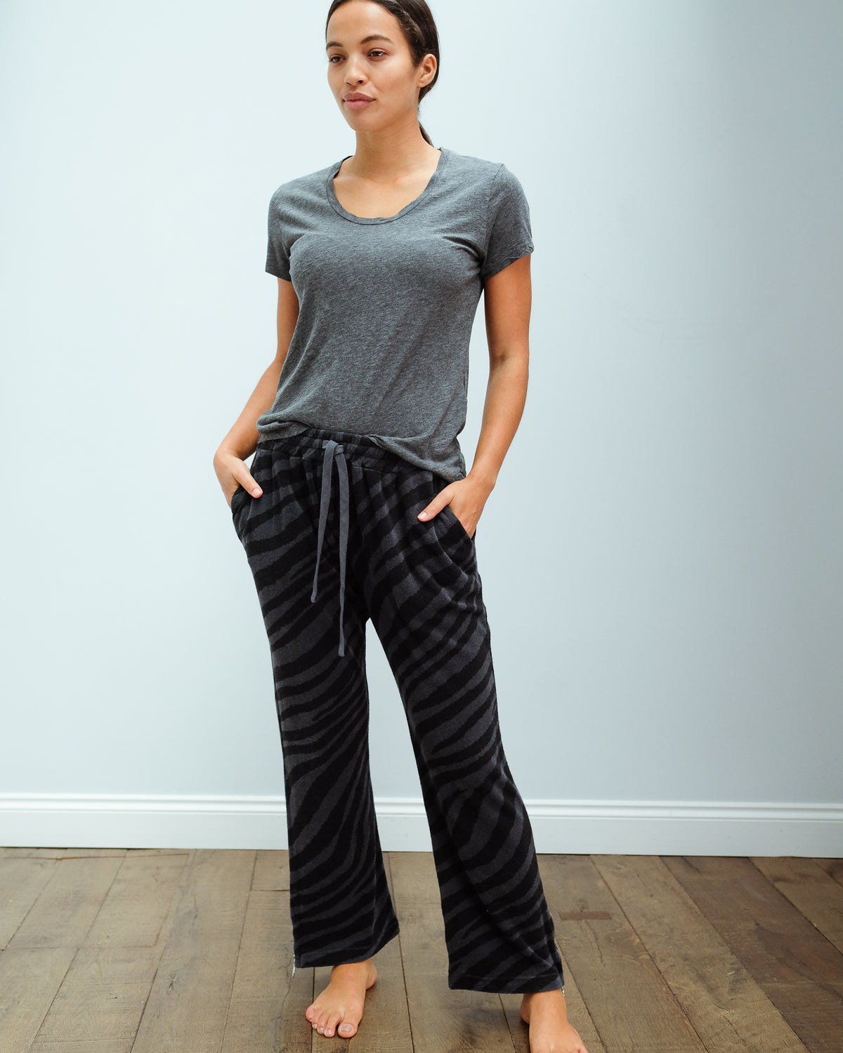 JU Zebra terry joggers in charcoal