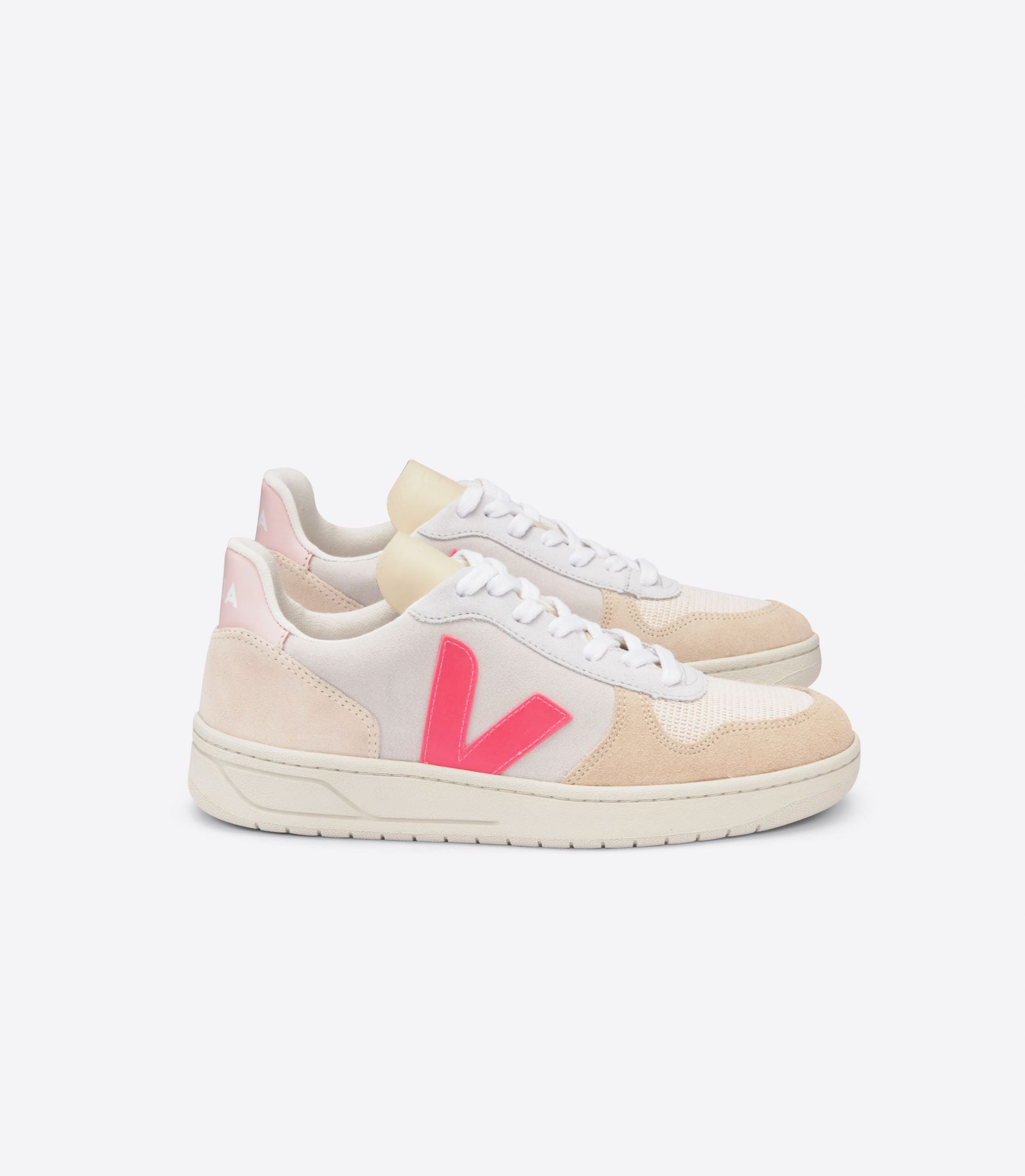 VEJA V-10 Suede in Multi, Natural, Rose